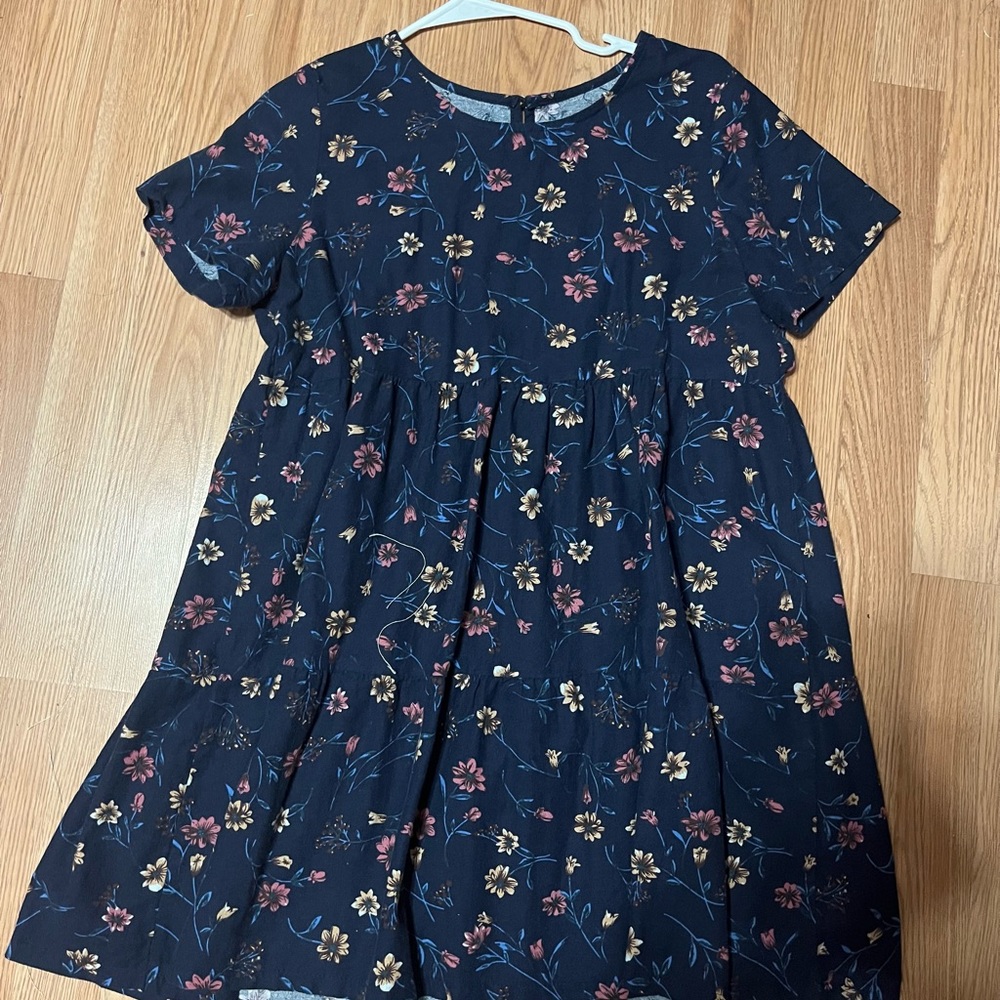 Navy blue floral babydoll dress 🍂
